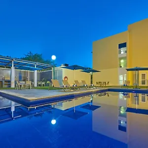 https://city-express-playa-del-carmen.tulum-hotels.net