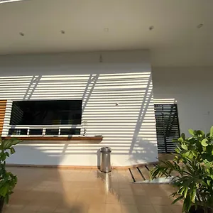https://anah-suites-by-las-flores-avenida-20-entre-calle-14-16.quintano-roohotels.com